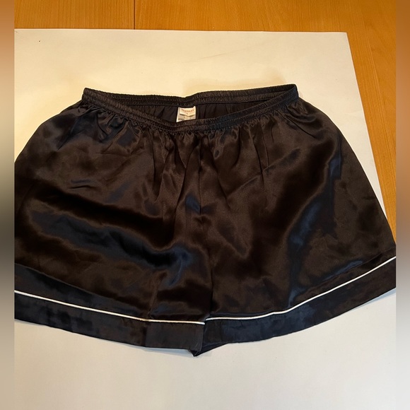 BNWT Pure Silk Silky Pajamas Short PJ Set Black L 100% Mulberry Silk - Picture 8 of 10